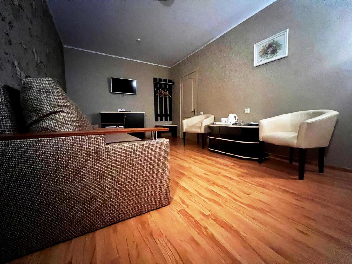 Hotel Almaz Полтава Экстерьер фото