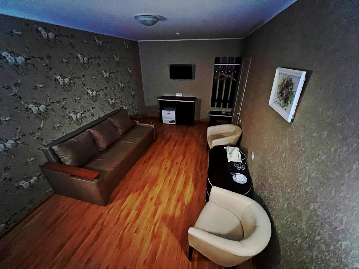 Hotel Almaz Полтава Экстерьер фото