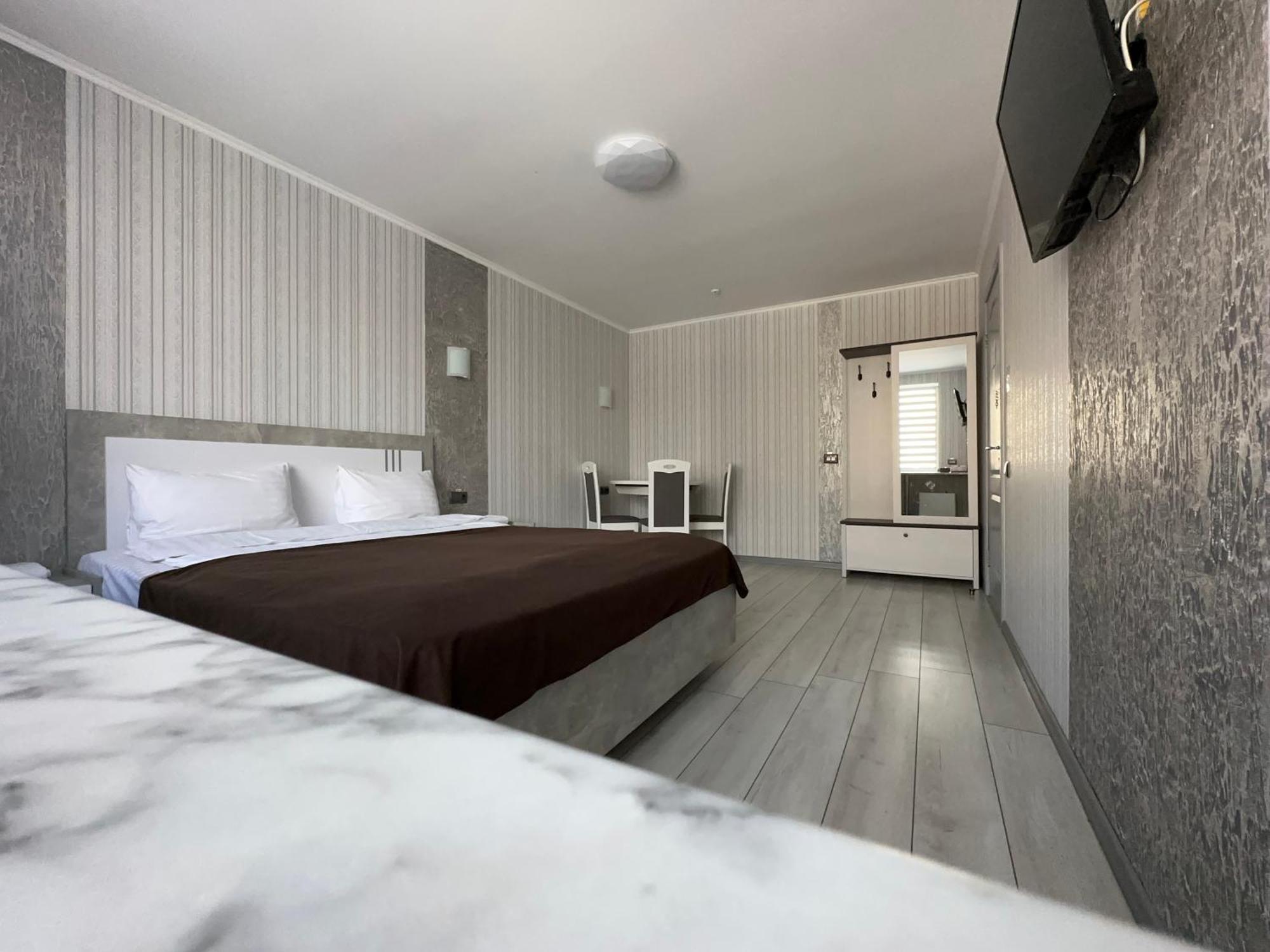 Hotel Almaz Полтава Экстерьер фото