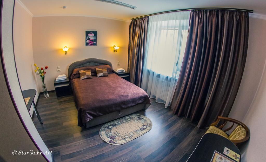 Hotel Almaz Полтава Экстерьер фото